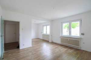 Ansprechende Kapitalanlage in Bad Schwartau: Voll vermietetes, gepflegtes Dreifamilienhaus – Ostholstein (Kreis) – Vorschaubild 3
