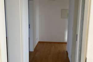 Großzügiges 3 Zimmer 105 m² Wohnung mit EBK am Zoopark in Düsseldorf – Brehmstrasse 11, 40239 Düsseltal, Düsseldorf – Vorschaubild 5