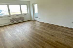 Schöne 2 Zimmer-Wohnung mit Balkon am Klinikum zu vermieten! (Ost E 3) – Mönchebergstraße 50, 34125 Fasanenhof, Kassel – Vorschaubild 1