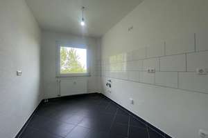 *moderne Balkonwohnung mit Tageslichtbad und 3 Zimmern* – Rieselshof 22, 45355 Borbeck-Mitte, Essen – Vorschaubild 11