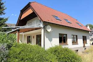Ideal für die große Familie oder Generationen! Zentral gelegenes Ein-/Zweifamilienhaus mit ein – Die vollständige Adresse der Immobilie erhältst du vom Anbieter., 59557 Lippstadt – Vorschaubild 1