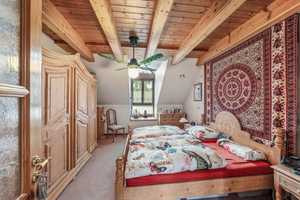 Mehrfamilienhaus mit Laden, Werkstatt, Garagen und vielen Extras auf herrlich großem Grundstück. – Erlangen – Vorschaubild 8