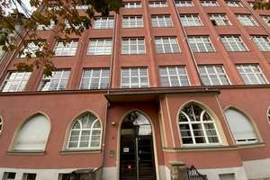 4-Raum Dachgeschosswohnung mit Staffelgeschoss - Loft-Stil mit Geschichte