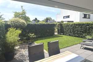 *GROßZÜGIGE GARTENWOHNUNG ! HELLE & MODERNE 2-3 -ZIMMER-WOHNUNG MIT TERRASSE UND GARTEN!* – Düsseldorf – Vorschaubild 2