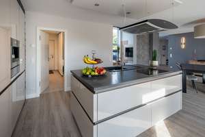 Wohn-Highlight mit Stil und viel Platz: modernes Einfamilienhaus nahe Nordsee und Husum. – Die vollständige Adresse der Immobilie erhältst du vom Anbieter., 25860 Horstedt – Vorschaubild 43