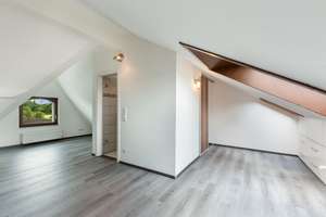 Charmantes und renoviertes Reihenmittelhaus in toller Lage von Holthausen – Die vollständige Adresse der Immobilie erhältst du vom Anbieter., 40589 Itter, Düsseldorf – Vorschaubild 11