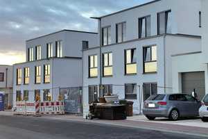 ***ERSTBEZUG***NEUBAU***moderne Doppelhaushälfte mit zwei Dachterrassen – Main-Kinzig-Kreis – Vorschaubild 2
