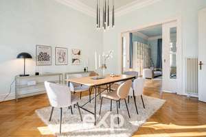 Elegante Altbauresidenz – Stilvolles Wohnen oder Wohnen und Arbeiten – Die vollständige Adresse der Immobilie erhältst du vom Anbieter., 65189 Südost, Wiesbaden – Vorschaubild 2