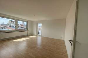 Sehr helle, großzügige 3-ZKB-Wohnung mit Blick über Augsburg – Leonhardsberg  17, 86150 Jakobervorstadt-Nord, Augsburg – Vorschaubild 2