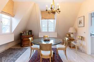 Elegante Villenwohnung mit separatem Wellnesskomfort: Berlin-Grunewald – Die vollständige Adresse der Immobilie erhältst du vom Anbieter., 14193 Grunewald, Berlin – Vorschaubild 7