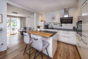 GARTENIDYLLE & MODERNES WOHNGEFÜHL VEREINT! – Die vollständige Adresse der Immobilie erhältst du vom Anbieter., 41189 Wickrath-West, Mönchengladbach – Vorschaubild 8