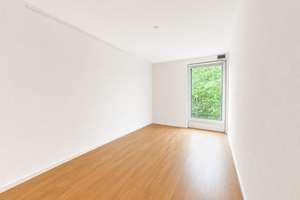 Stilvoll wohnen auf zwei Ebenen – hochwertig ausgestattete 3-Zi-Split-Level-Whg mit Loggia + Balkon – Oberföhringer Strasse 127 a, 81925 Oberföhring, München – Vorschaubild 10