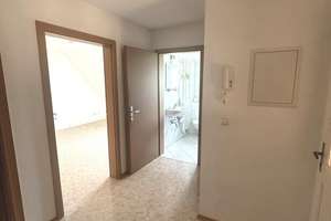 2305 - Gemütliche 3-Zimmer-Dachgeschosswohnung mit Tageslichtbad! – Die vollständige Adresse der Immobilie erhältst du vom Anbieter., 76185 Grünwinkel, Karlsruhe – Vorschaubild 7
