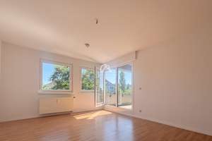 WUNDERSCHÖNER AUSBLICK! HELLE 2-ZIMMER WOHNUNG! PROVISIONSFREI!