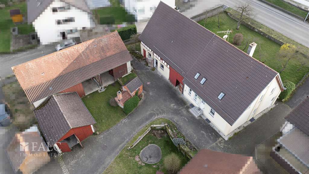 Immobilie in Michelfeld - Hofanwesen mit Potenzial - FALC-Immobilien Öhringen - Bild 1