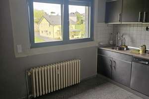 Helle 3- Zimmer Dachgeschosswohnung
650 € - 86 m² - 3.0 Zi. – Die vollständige Adresse der Immobilie erhältst du vom Anbieter., 53501 Grafschaft – Vorschaubild 7