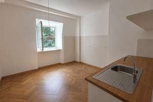 Attraktive 3-Zimmer Dachgeschoßwohnung in stilvollem Altbau – Die vollständige Adresse der Immobilie erhältst du vom Anbieter., 80687 Friedenheim, München – Vorschaubild 6