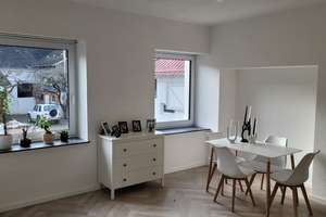 Luxus Appartement, inkl. Küche, Möblierung und Fußbodenheizung – Die vollständige Adresse der Immobilie erhältst du vom Anbieter., 72511 Bingen – Vorschaubild 2
