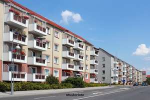 Mehrfamilienhaus mit 9 Wohnungen und Tiefagarage