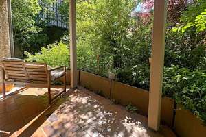 Grüne Oase im Herzen der Stadt! 2-Zi.-Wohnung mit Terrasse inmitten von Erlangen – Die vollständige Adresse der Immobilie erhältst du vom Anbieter., 91052 Rathausplatz, Erlangen – Vorschaubild 2