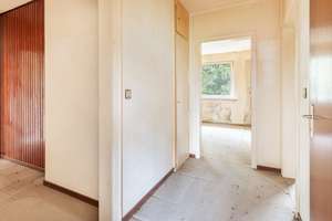 Raum für Ihre Ideen – sanierungsbedürftige 4-Zimmer-Wohnung in Hamburg-Alt-Rahlstedt! – Die vollständige Adresse der Immobilie erhältst du vom Anbieter., 22147 Rahlstedt, Hamburg – Vorschaubild 9