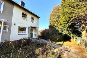 Charmantes Endreihenhaus in familienfreundlicher Bestlage von Hamburg-Volksdorf