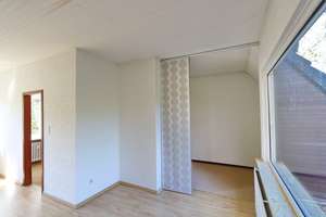 Großes Wohnhaus oder Baugrundstück in Hamburg-Poppenbüttel – Die vollständige Adresse der Immobilie erhältst du vom Anbieter., 22393 Poppenbüttel, Hamburg – Vorschaubild 36