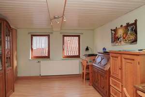 Doppelhaushälfte 180qm Wohnfläche auf drei Ebenen mit 6 Zimmer, 3 Bädern und Scheune & Garten – Die vollständige Adresse der Immobilie erhältst du vom Anbieter., 38259 Ringelheim, Salzgitter – Vorschaubild 18