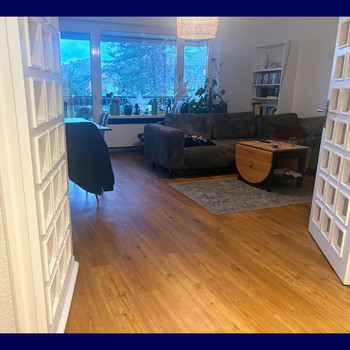 Nur noch einziehen! Modernisierte 4-Zimmer mit 2 Balkonen, neues Bad mit Wanne, Gäste-Bad mit Dusche