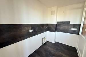 Helle 2-Raumwohnung mit Aufzug – Ihr neues Zuhause im 5. Obergeschoss – 39104 Buckau, Magdeburg – Vorschaubild 4