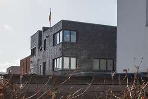 Property thumbnail 2