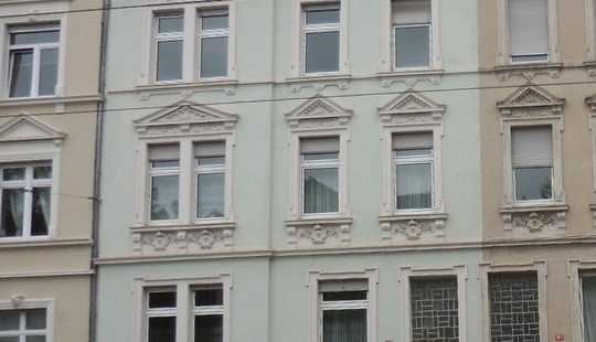 Bild von Günstiger Aufteiler!: Stilaltbau-Mehrfamilienhaus mit toller Lage