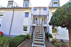 Familienfreundliche 4‑Zi‑Maisonette mit EBK & Balkon – Die vollständige Adresse der Immobilie erhältst du vom Anbieter., 55128 Bretzenheim, Mainz – Vorschaubild 3