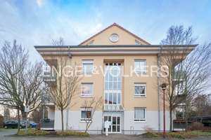 Charmante Zwei-Raum-Wohnung mit Einbauküche und Balkon in Dresden Tolkewitz