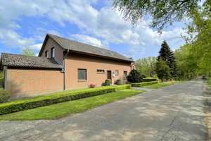 Einfamilienhaus mit großem Werkstatt-/Garagengebäude in begrünter Lage in Oldenburg-Drielaker Moor – Oldenburg (Oldenburg) – Vorschaubild 3