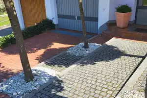 KNIPFER`S IMMOBILIENSCHÄTZE - Traumhaft schöne Lage - DHH mit Bürogebäude und Außen-Whirlpool – Augsburg (Kreis) – Vorschaubild 8