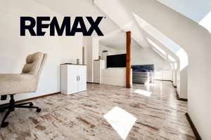 Hell. Modern. Charmant. Dachgeschosswohnung mit besonderem Wohngefühl