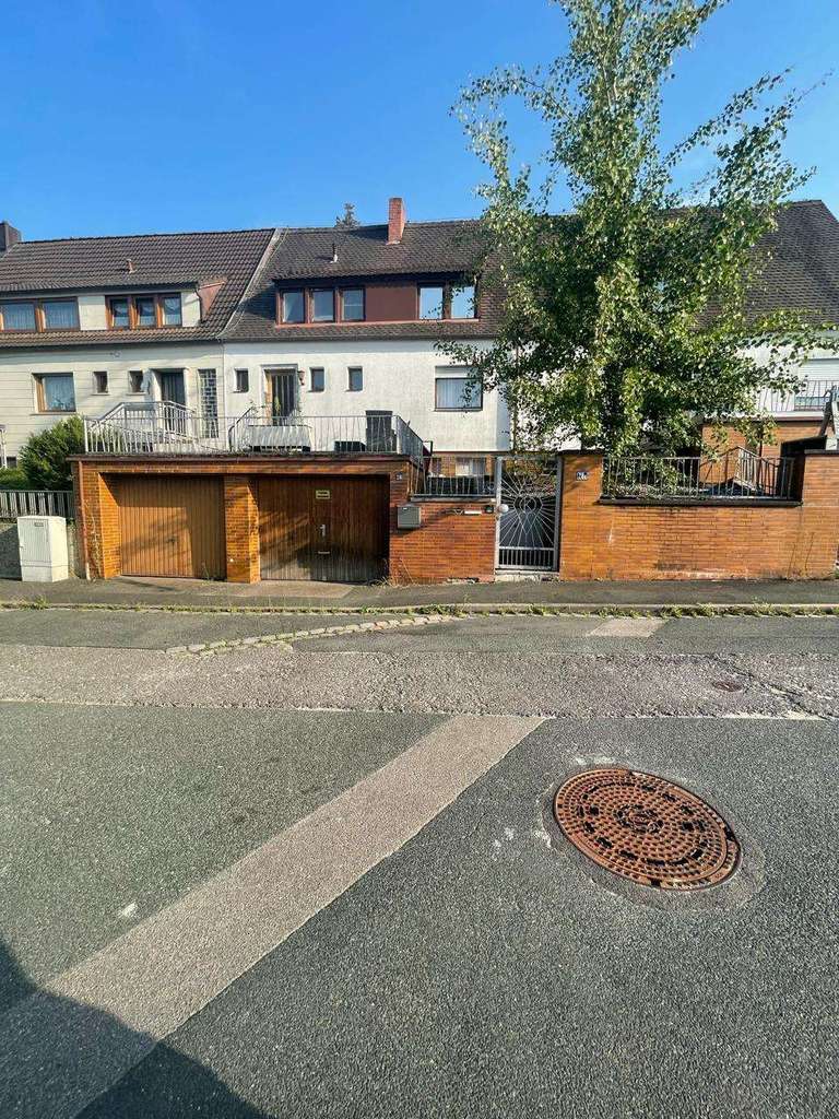 Immobilie in Oberasbach - Attraktives Immobilienpaket - 2 Doppelhaushälften in Oberasbach (Altenberg) - Bild 1