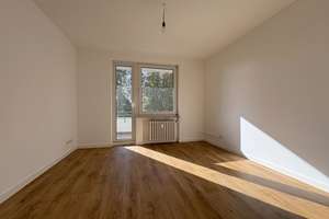 Moderne 6-Zimmer-Maisonette auf 2 Ebenen mit 3 Balkonen & großzügigem Grundriss – 40547 Niederkassel, Düsseldorf – Vorschaubild 11