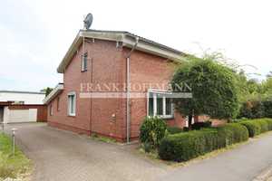 Einfamilienhaus mit großer Garage in Wrist – Steinburg (Kreis) – Vorschaubild 3