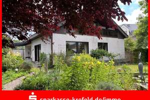Freistehendes Einfamilienhaus mit Einliegerwohnung