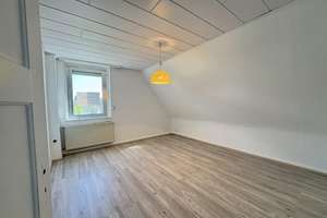3-Zimmer-Mietwohnung im Dachgeschoss in Solingen-Merscheid – Die vollständige Adresse der Immobilie erhältst du vom Anbieter., 42697 Ohligs/Aufderhöhe/Merscheid, Solingen – Vorschaubild 3