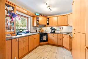Reihenmittelhaus in Oberstadtlage mit Terrasse und Garage – Breisgau-Hochschwarzwald (Kreis) – Vorschaubild 7