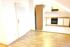 1 R.Whg. Chemnitz Kaßberg , Lift, lichtdurchflutet, Laminat, Bad mit Dusche, Küche mit Fenster, – Franz-Mehring-Straße 2, 9112 Kaßberg, Chemnitz – Vorschaubild 10