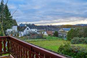 Modernisierter Bungalow mit Einliegerwohnung in schöner Lage von Elbtal  – Limburg-Weilburg (Kreis) – Vorschaubild 9