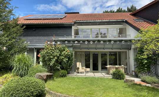 Exklusive 4-Zimmerwohnung mit Poolnutzung und Südwestbalkon in begehrter Lage von BS-Querum!