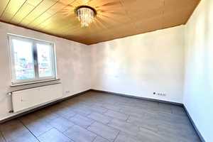 DHH mit Blick auf Willibaldsburg*Garten+Garage*Viessmann Gasanlage*neuer Brenner, Böden, Türen – Eichstätt (Kreis) – Vorschaubild 9