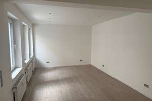 Großzügige Haus-in-Haus-Wohnung mit 328 m², eigenem Eingang und Tiefgarage in Düsseldorf – Klosterstraße 58b, 40211 Stadtmitte, Düsseldorf – Vorschaubild 24