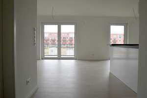 Wohnung mit Balkon und EBK: Exklusive 2-Raum-Wohnung mit gehobener Innenausstattung in Lüneburg