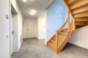 Sofort bezugsfertig! Einfamilienhaus BJ 2022
Top-Lage bei Leipzig & Halle
143 qm und 5 Zimmer – Semoyer Weg 3, 6796 Brehna – Vorschaubild 5